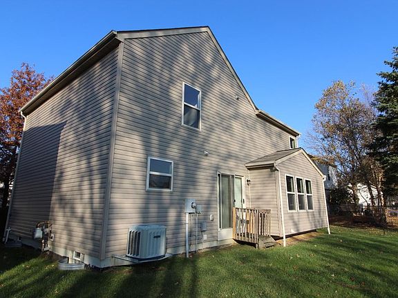 2nd image of 7842 Worthington Trace Ln