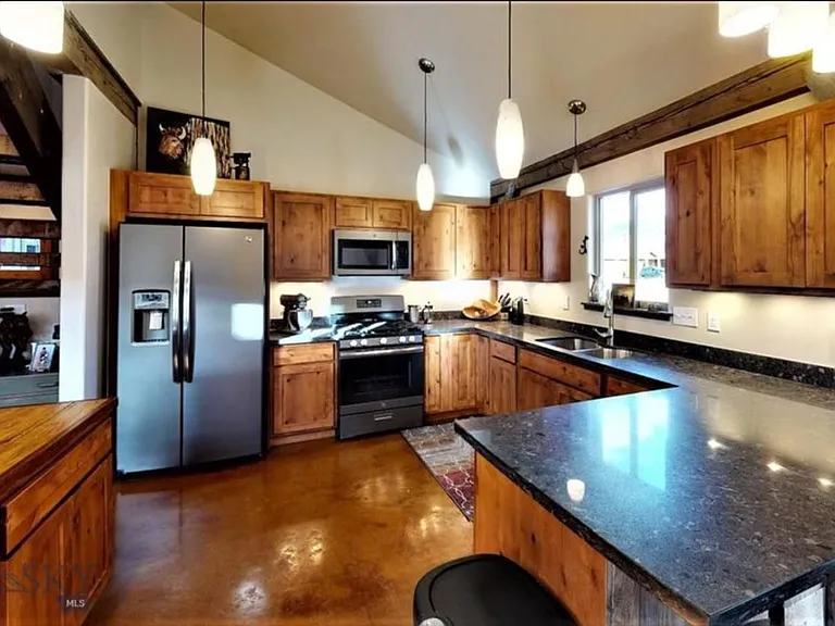 86 Primrose Ln — Photo 2