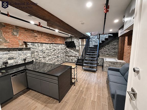 2nd image of 1034 Commonwealth Ave #104