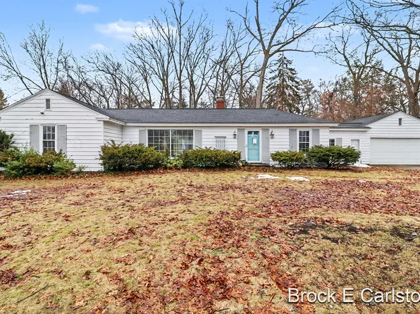 428 Oaknoll Dr, Muskegon, MI 49445