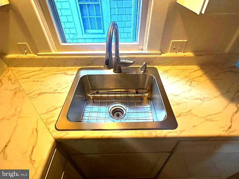 4608 W Virginia Ave — Photo 29