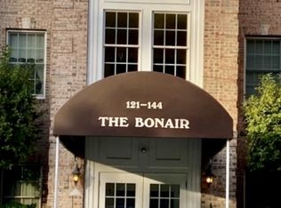 144 Ridgeview Ln, Mount Arlington, NJ 07856