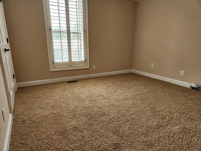 1085 Holly Dr #2 — Photo 13