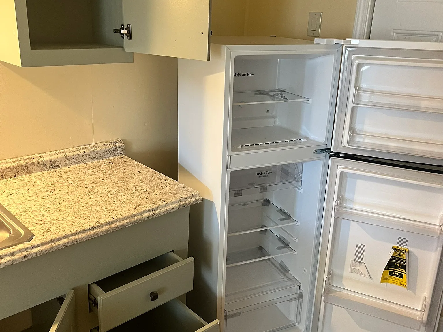 3 bed, 1326 sqft, $1,200 — Photo 4