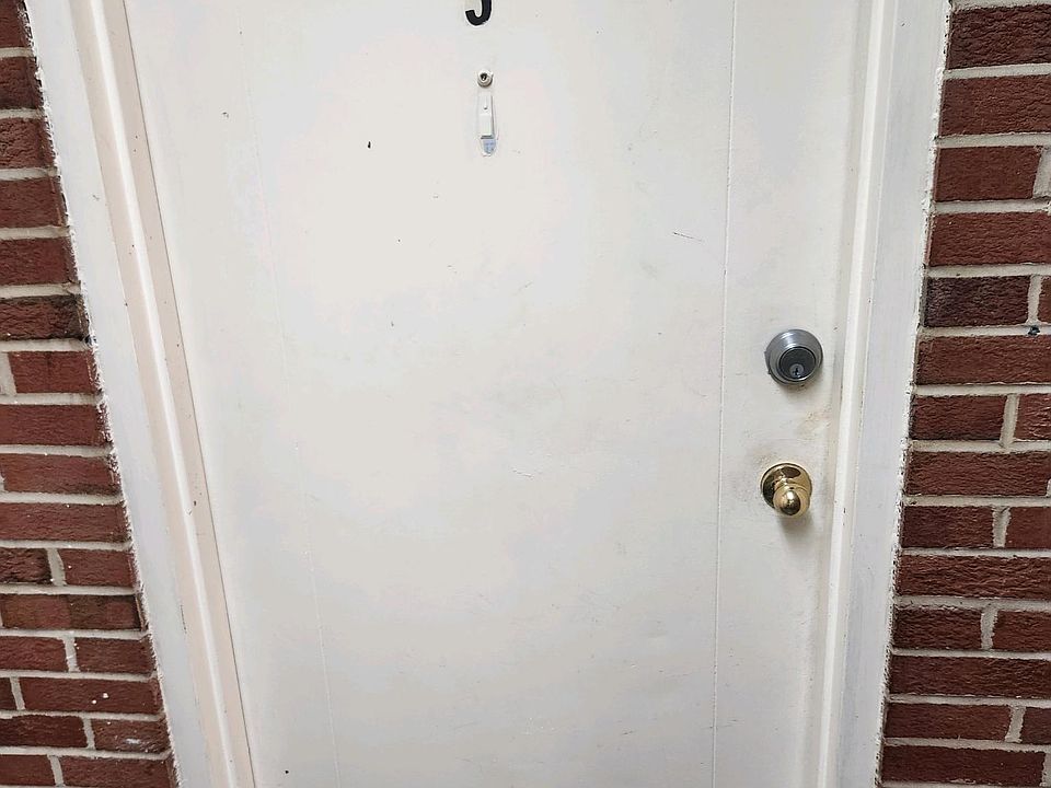 1st image of 2820 Cypress Way APT 5