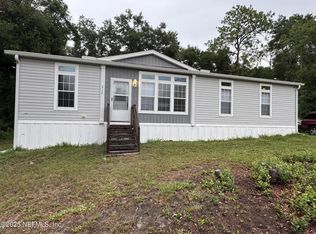 212 Squirrel Tree Trl, Satsuma, FL 32189