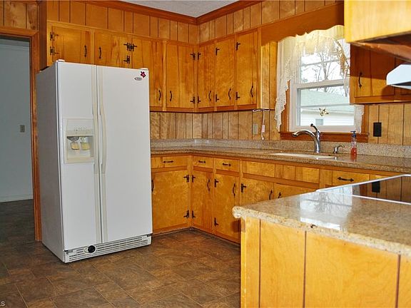 2nd image of 3359 Huffines Dr