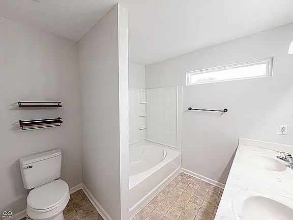 4th image of 3727 Whistlewood Ln