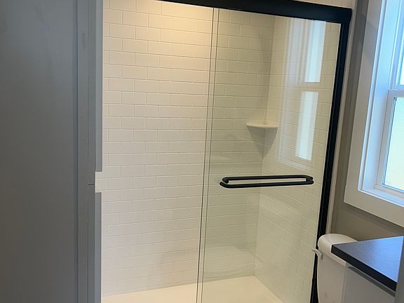 2nd image of 1390 Groce Meadow Rd #2