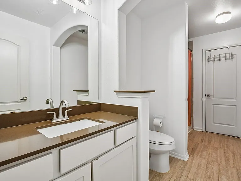 5306 Linden Field Ct — Photo 33