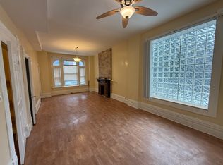 1033 S Oakley Blvd APT 1F, Chicago, IL 60612