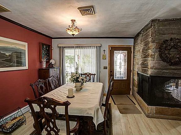 5th image of 100 Norbert Dr