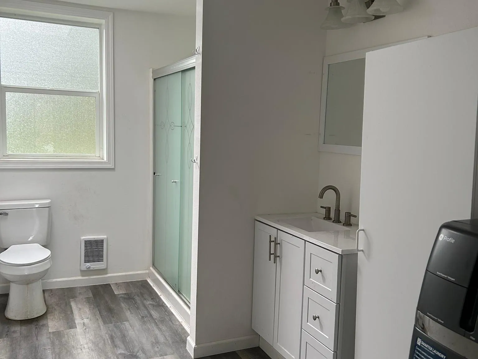 Studio, 820 sqft, $1,400 — Photo 3