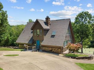 328 Sherwood Hills Dr, Mountain Home, AR 72653