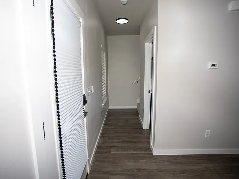 1800 Alameda St — Photo 11