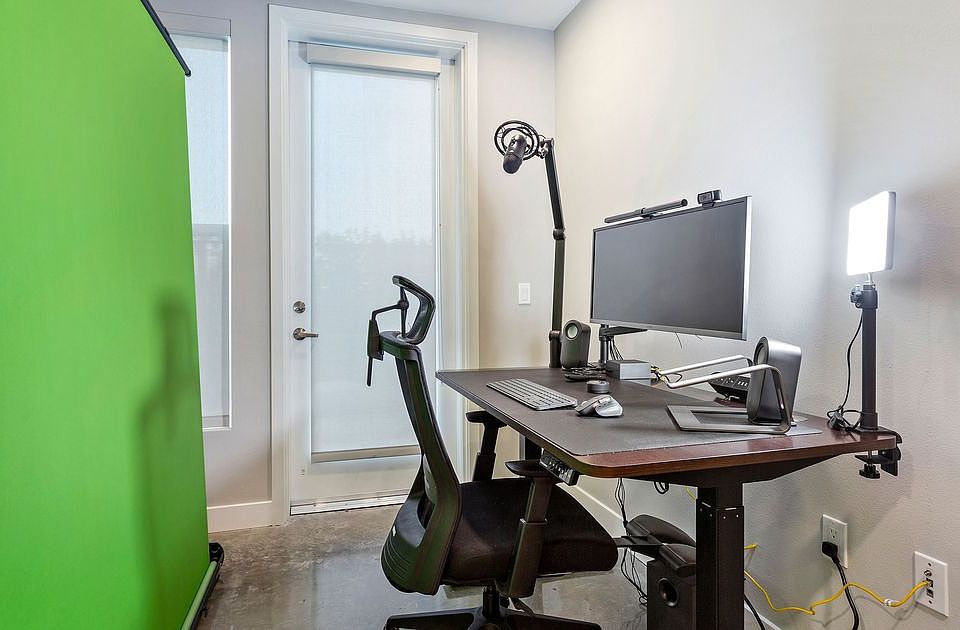 1st image of 6677 Santa Monica Blvd Unit 9964
