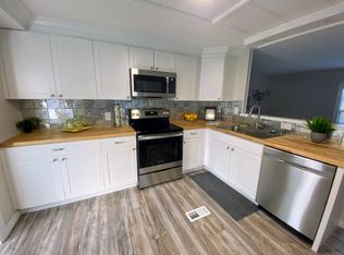 7 Cayman Ct, Fort Myers, FL 33912