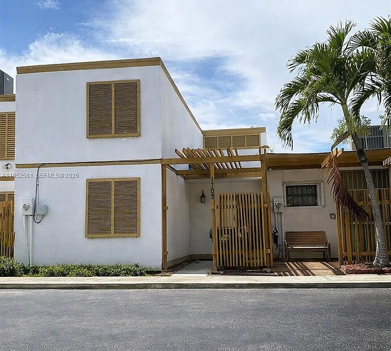 1st image of 1703 SW 131st Place Cir S