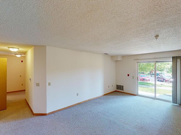 4th image of 2893 Mickelson Pkwy #104