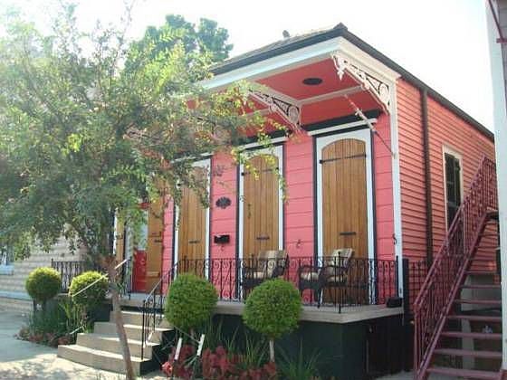 1st image of 2533 Burgundy St