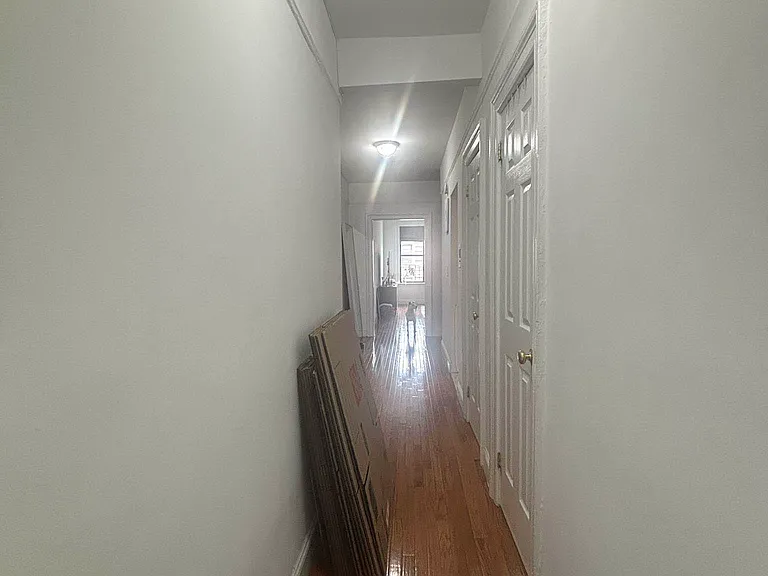 41-43 43rd St #F4 — Photo 7