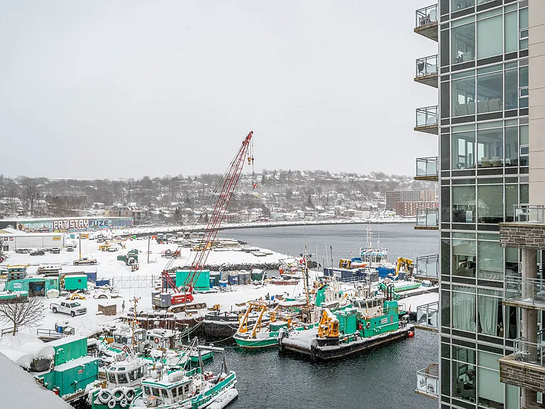 15 Kings Wharf Pl #403 — Photo 16