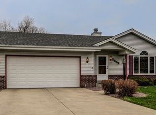 5832 Meadows Dr N, Racine, WI 53402