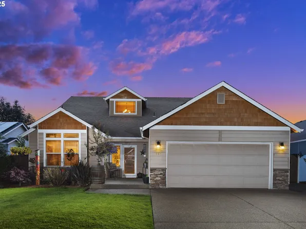 795 Meadowlawn Pl, Molalla, OR 97038