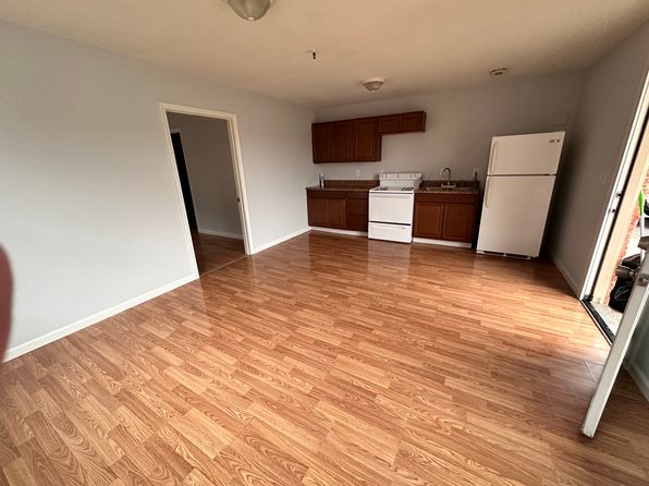 840 Blythe Ferry Rd #18