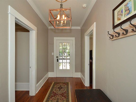 4th image of 1609 E Cervantes St
