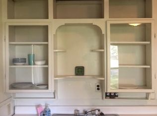 2650 W College St, Springfield, MO 65806