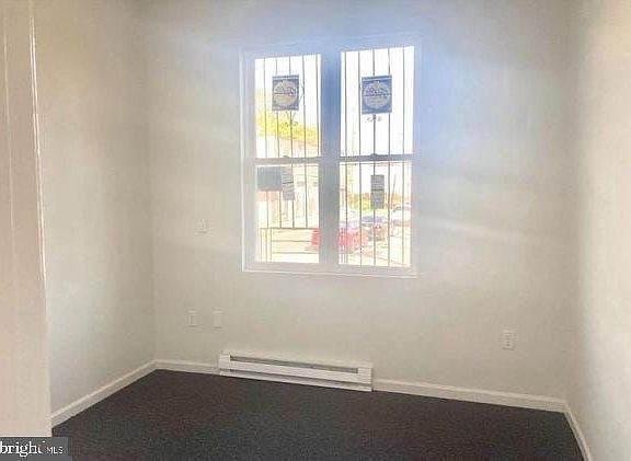 3rd image of 1522 W Dauphin St #1