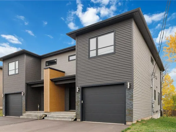 78 Francfort Cres, Moncton, NB E1G 5W6