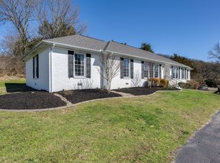 1801 Cromwell Dr, Nashville, TN 37215