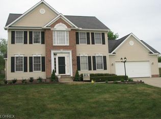 3225 Deborah Ct, Uniontown, OH 44685