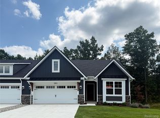 295 Canyon Creek Ct #29, Howell, MI 48843