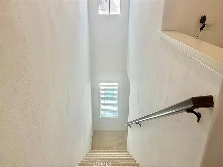 6 Quinn Way — Photo 14