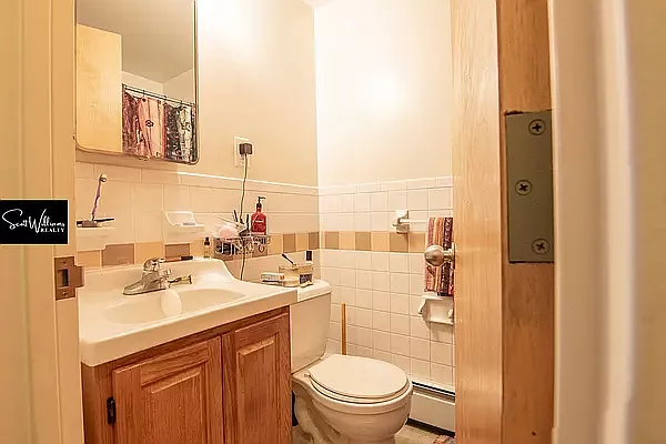 Rented by Scott Williams Realty LLC | media 18