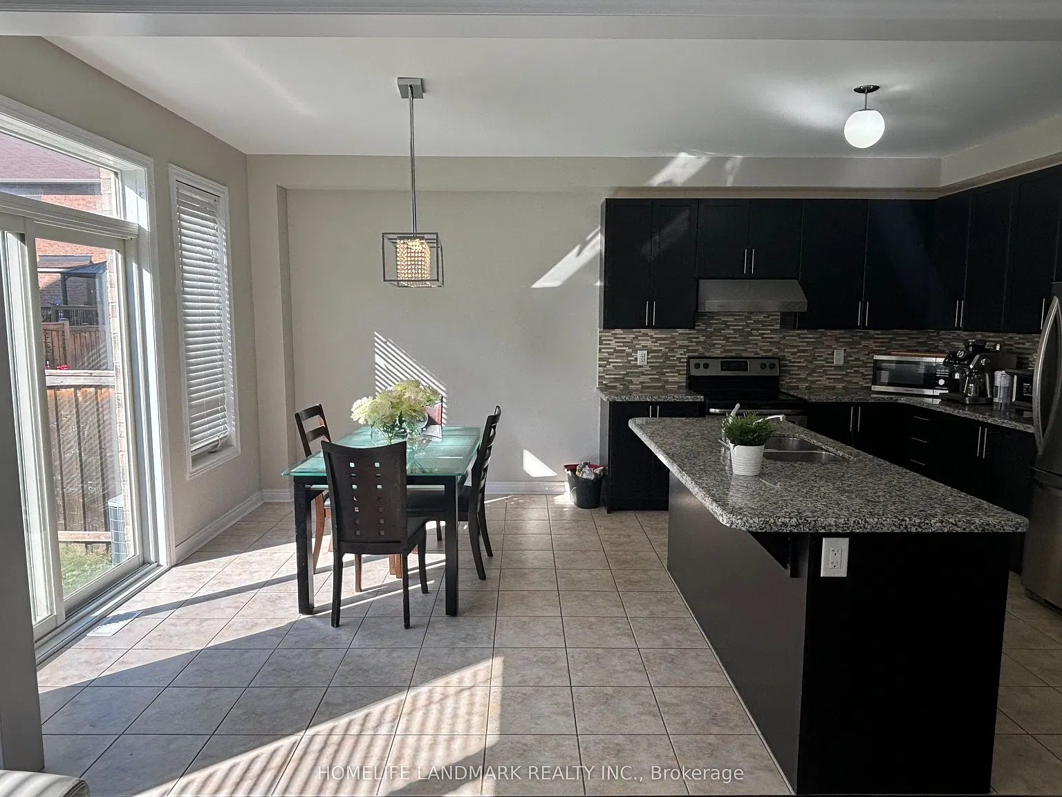 4 bed, $3,850 — Photo 4
