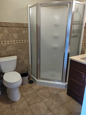 Rented by Block & Lot Real Estate | media 37