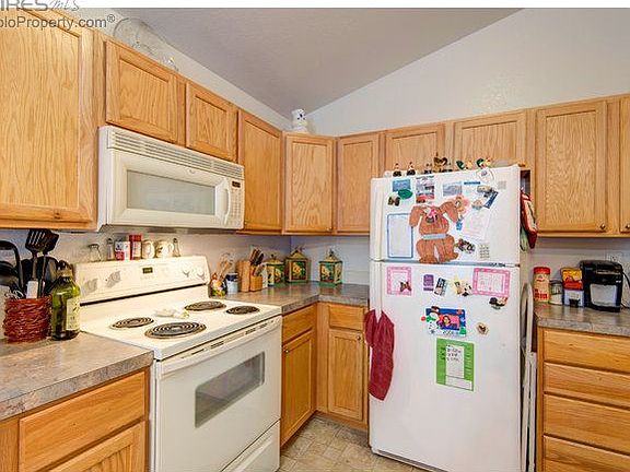 5th image of 2064 E Village Dr