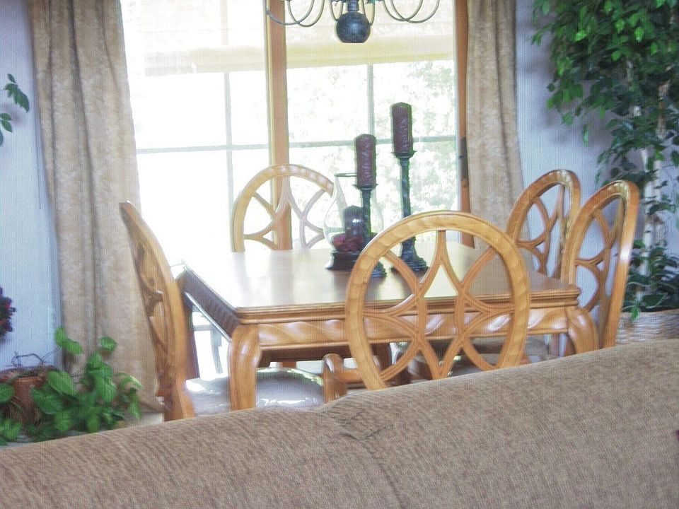 Living / Dining Room 