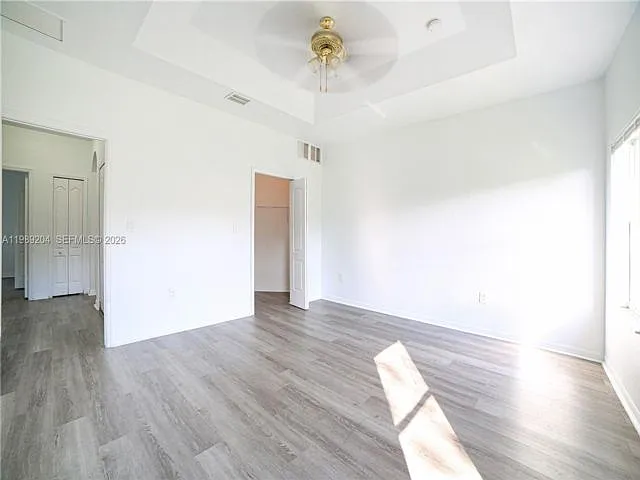 10270 SW 225th Ln — Photo 4