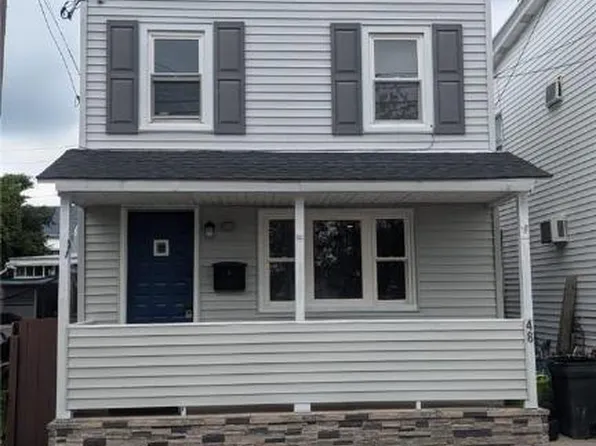 48 E Summit St, Summit Hill, PA 18250