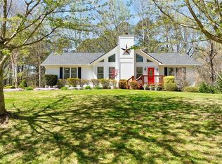 414 Sweetgum Dr, Woodstock, GA 30188