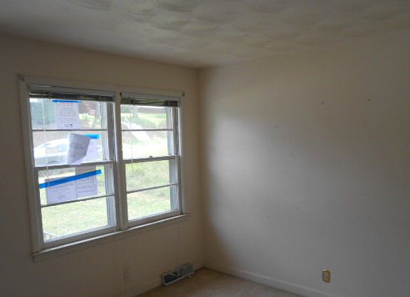 3rd image of 304 W James St