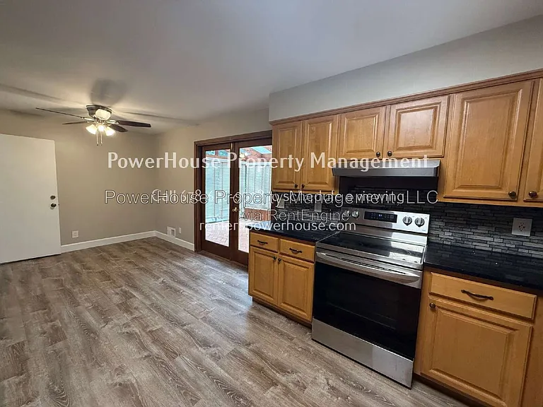 145 Starboard Point — Photo 3