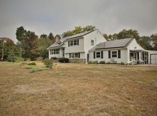27 Elmbrook Rd, Bedford, MA 01730
