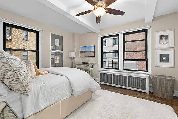 Sold by Christie's International Real Estate Group, LLC | media 19