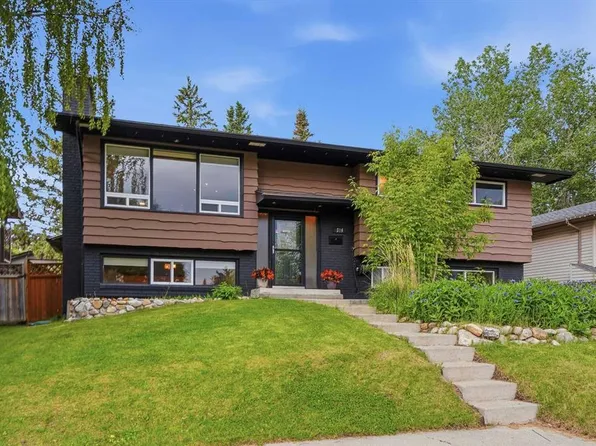 316 NE Canniff Pl SW, Calgary, AB T2W 2L9